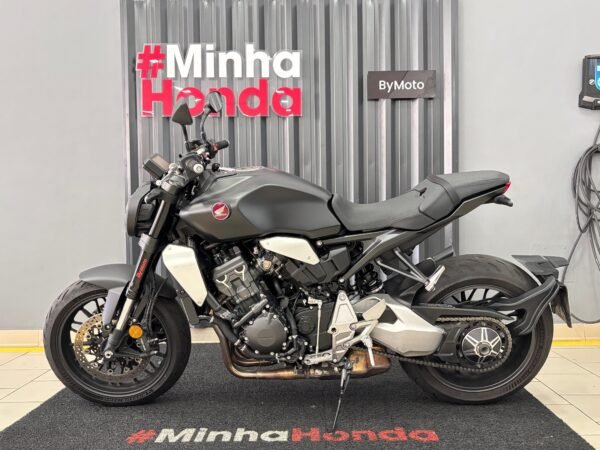 CB 1000R - Image 8